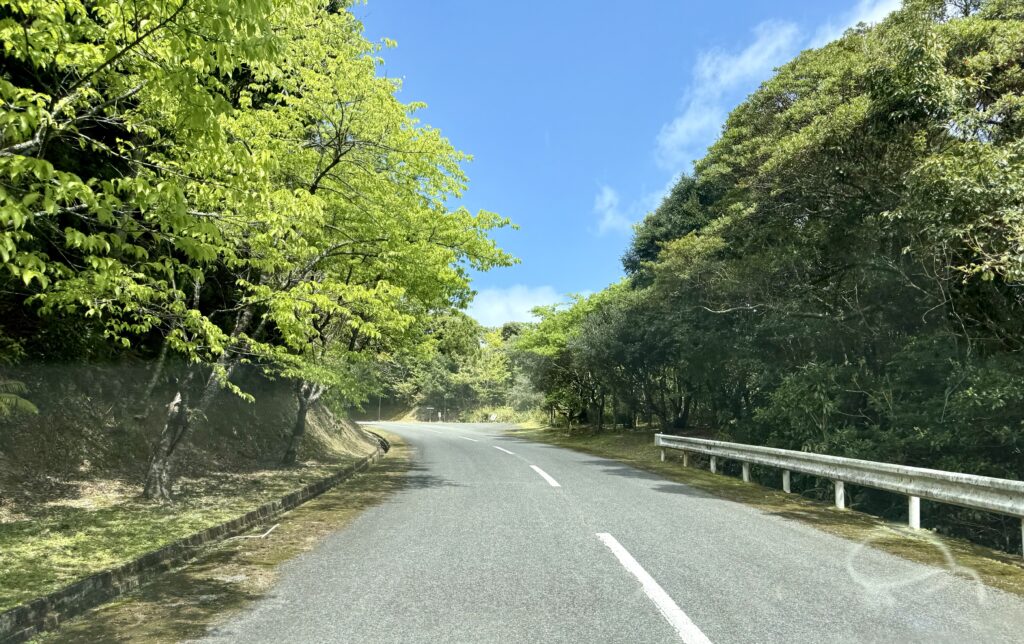 マテリアの滝行き方