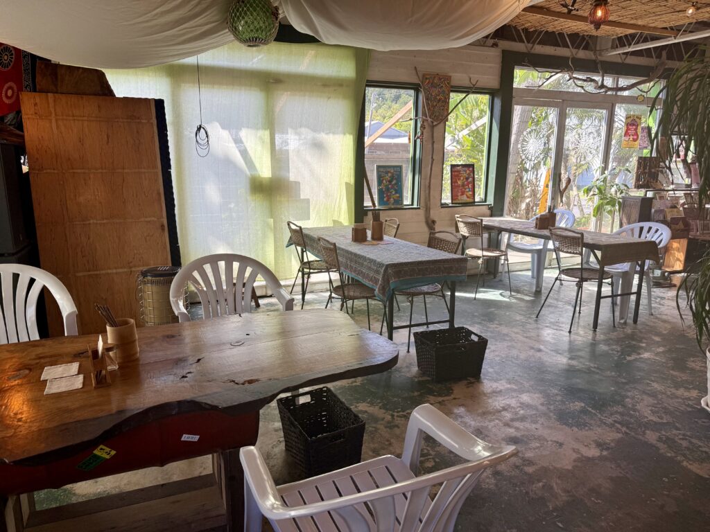 マンジュカ店内