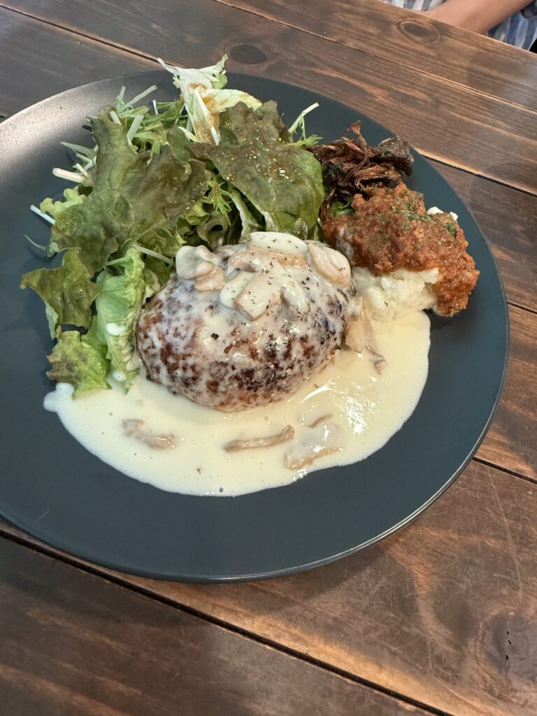 古仁屋ribランチハンバーグ